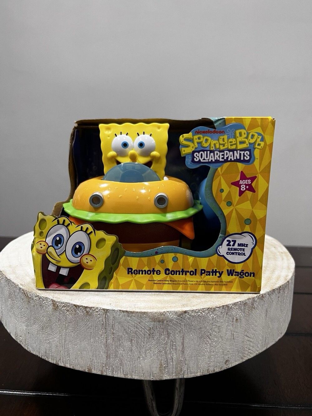Nickelodeon SpongeBob SquarePants Remote Control Krabby Patty Wagon 27 MHz NEW